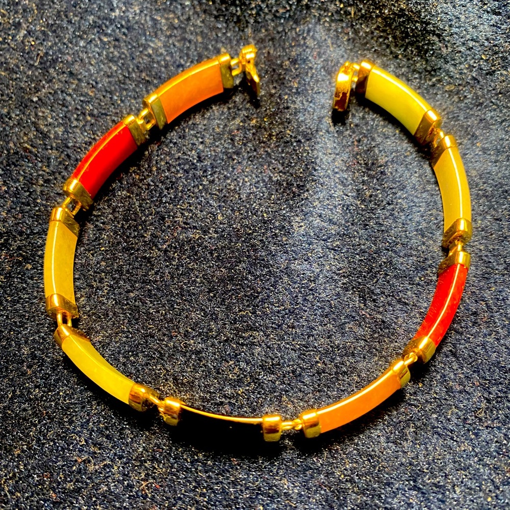 Women’s - 8 inch, multi colored bracelet